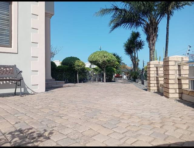 4 BEDROOM HOUSE FOR SALE IN WOODVIEW